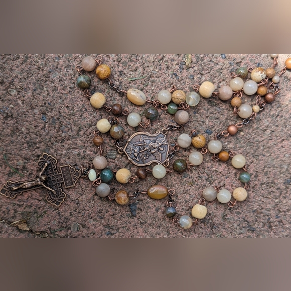 Unique Rosary - Picture 8 of 10